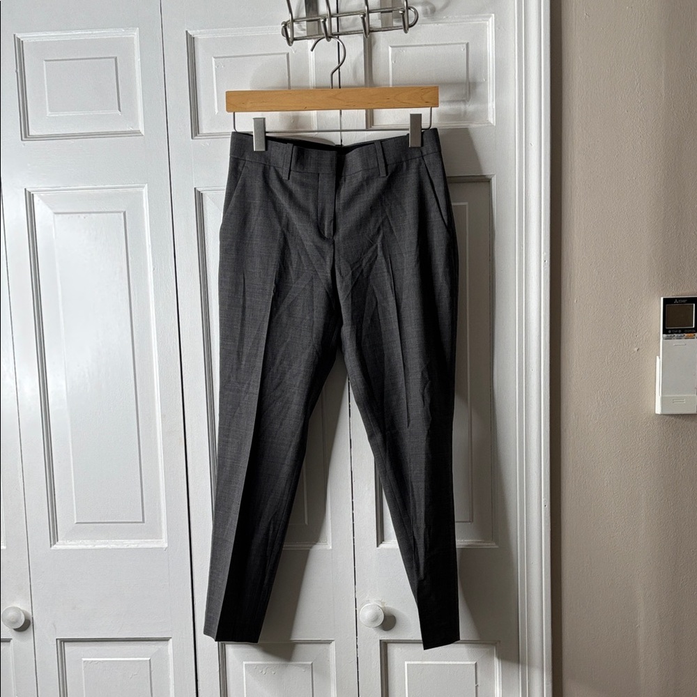 Theory Women's Charcoal Gray Tailored Trousers sz 2